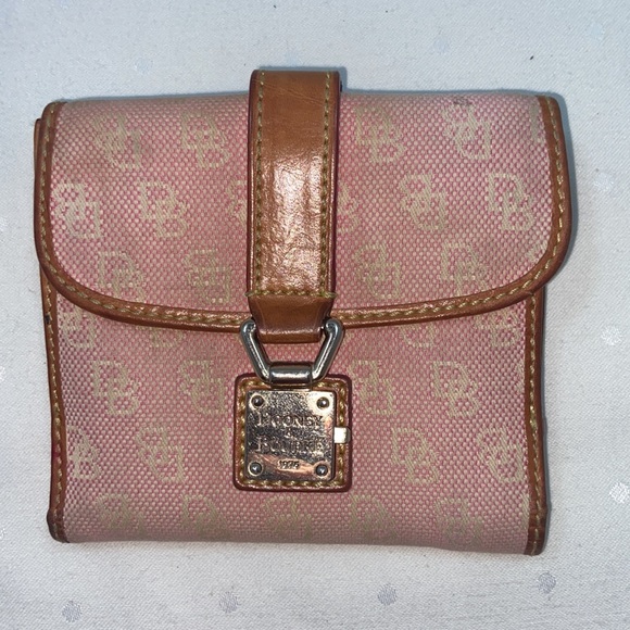 Auth Vintage Dooney & Bourke latch lock Wallet - Picture 3 of 15